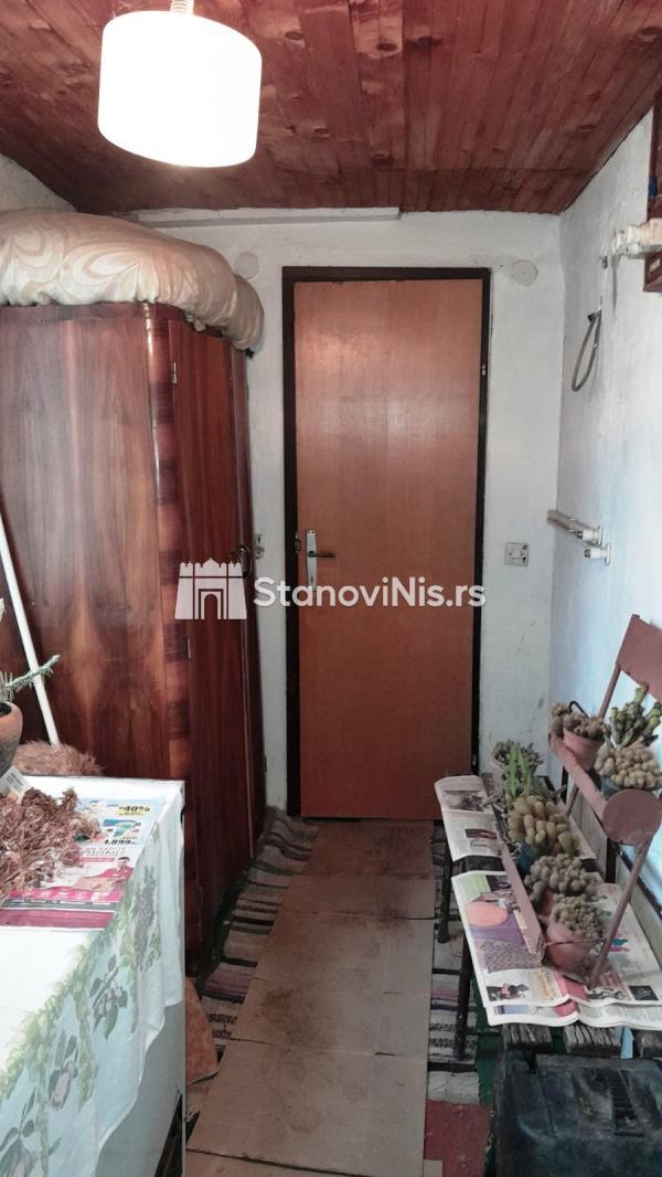 Slika 9 - Trosoban stan u kući sa lokalom, Trošarina ID#3111