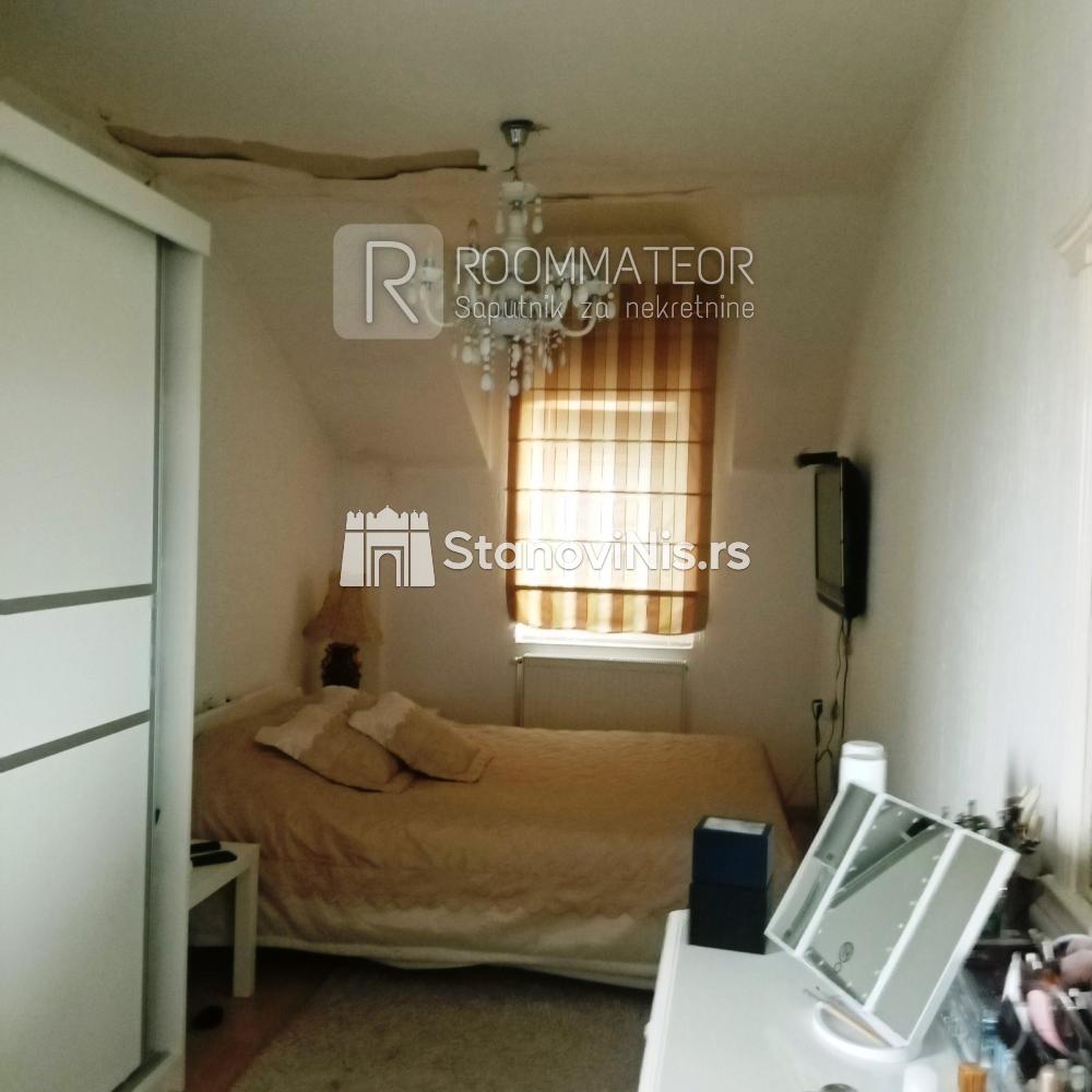 Slika 4 - Tripleks u blizini Delta Planeta, 200m2 ID#3517