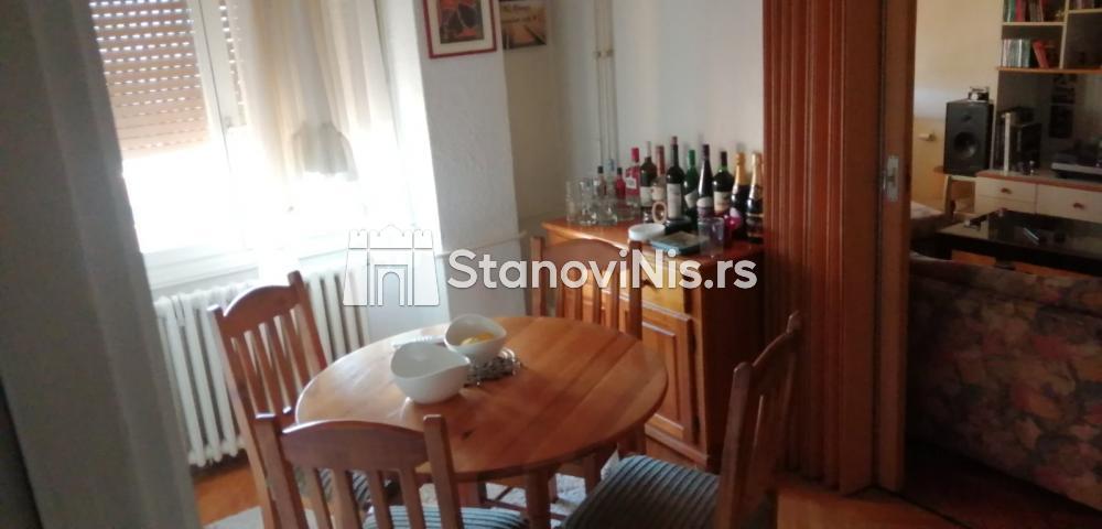 Slika 2 - Prodaja trosobnog stana, Bulevar  Nemanjića 42 Niš, terasa, lift