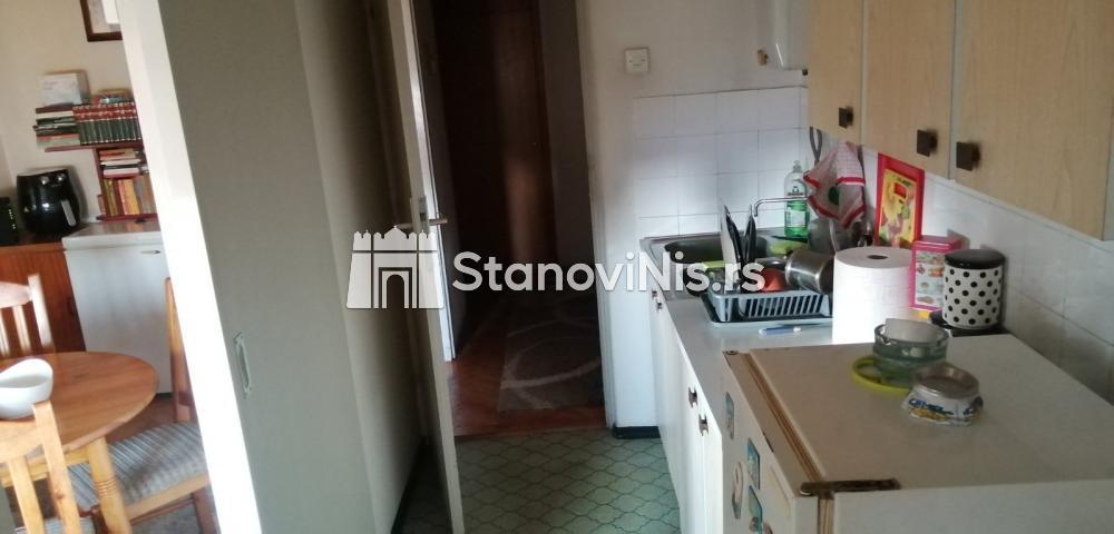 Slika 0 - Prodaja trosobnog stana, Bulevar  Nemanjića 42 Niš, terasa, lift