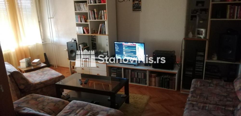 Glavna slika -Prodaja trosobnog stana, Bulevar  Nemanjića 42 Niš, terasa, lift