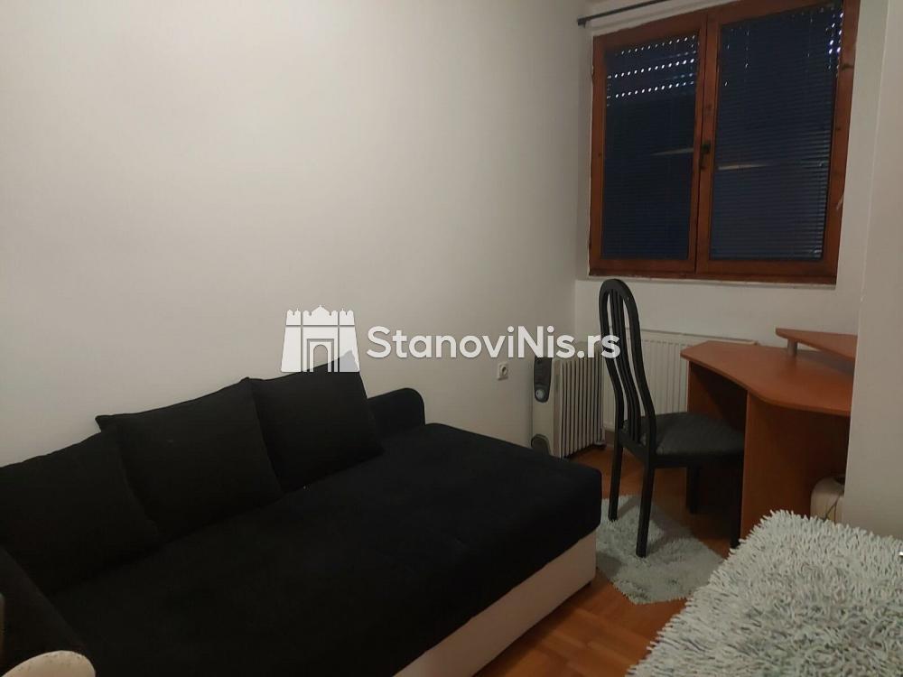 Slika 2 - Prodaja dvoiposobnog stana, Branka Krsmanovića 19 Niš, terasa, lift