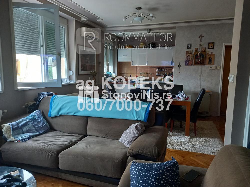 Slika 1 - Prodaja trosobnog stana, parking