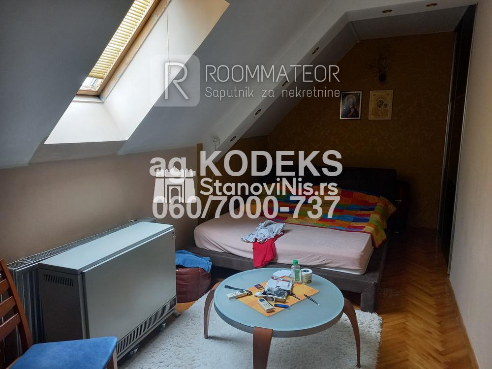 Slika 9 - Prodaja trosobnog stana, parking