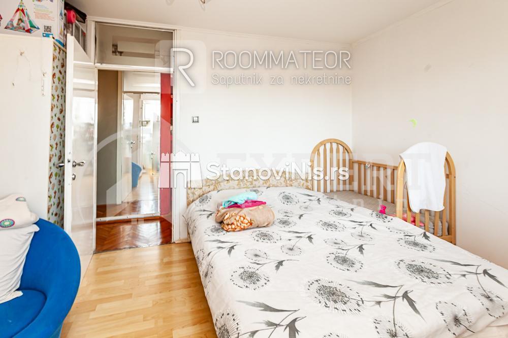 Slika 7 - Stan u zgradi, uknjižen, centralno grejanje, oglas ID p-09992