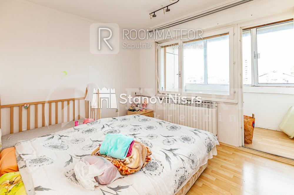 Slika 5 - Stan u zgradi, uknjižen, centralno grejanje, oglas ID p-09992