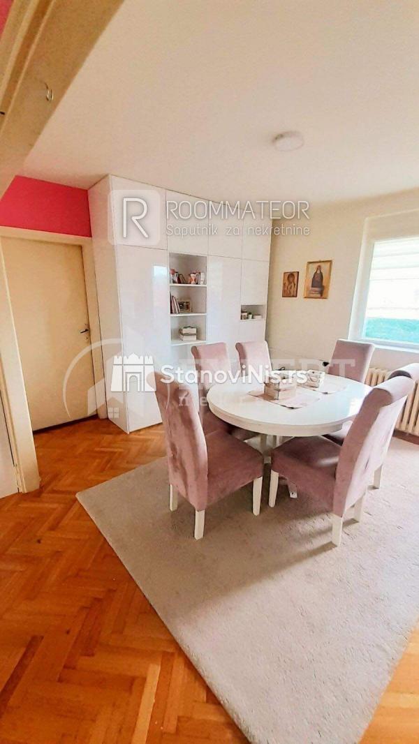 Slika 3 - Stan u zgradi, uknjižen, centralno grejanje, oglas ID p-09148