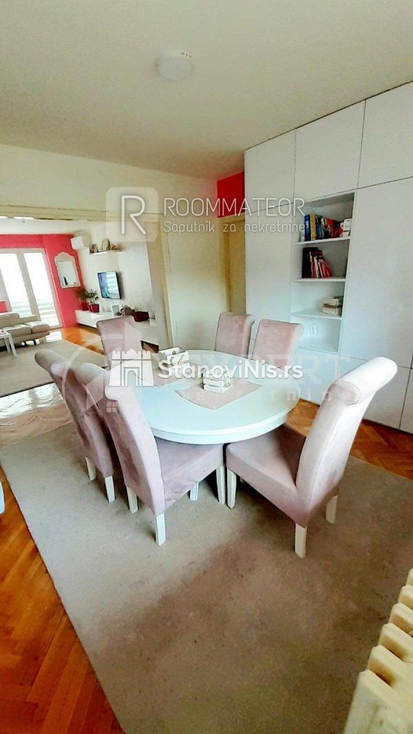 Slika 4 - Stan u zgradi, uknjižen, centralno grejanje, oglas ID p-09148