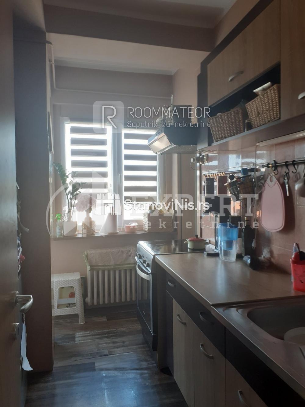 Slika 6 - Stan u zgradi, uknjižen, centralno grejanje, oglas ID p-08921