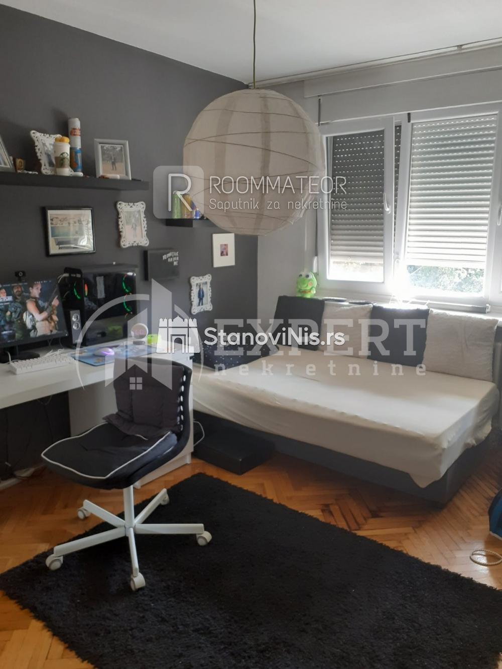 Slika 1 - Stan u zgradi, uknjižen, centralno grejanje, oglas ID p-08921