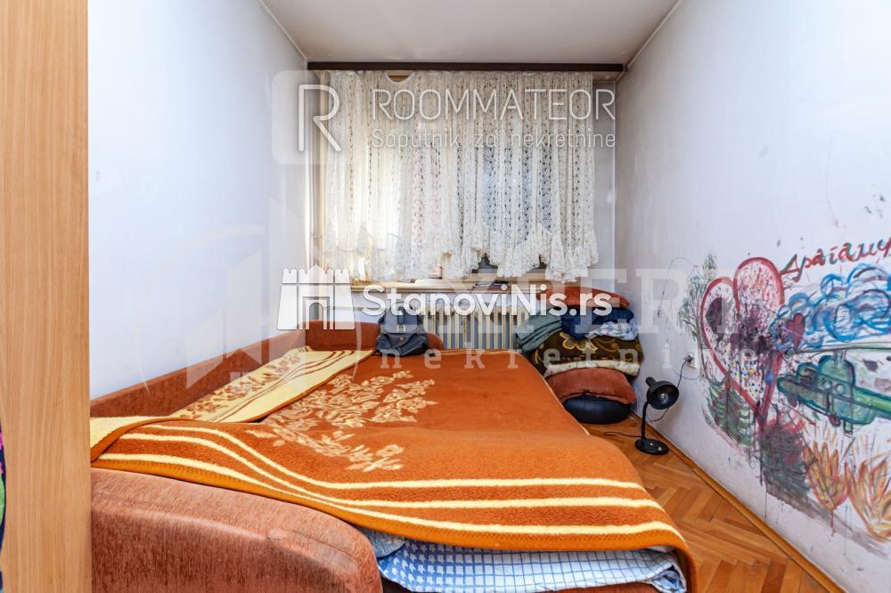 Slika 8 - Stan u zgradi, uknjižen, centralno grejanje, oglas ID p-08253