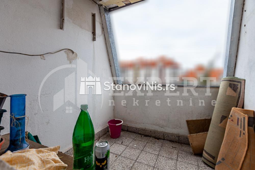 Slika 9 - Stan u zgradi, uknjižen, centralno grejanje, oglas ID p-08006