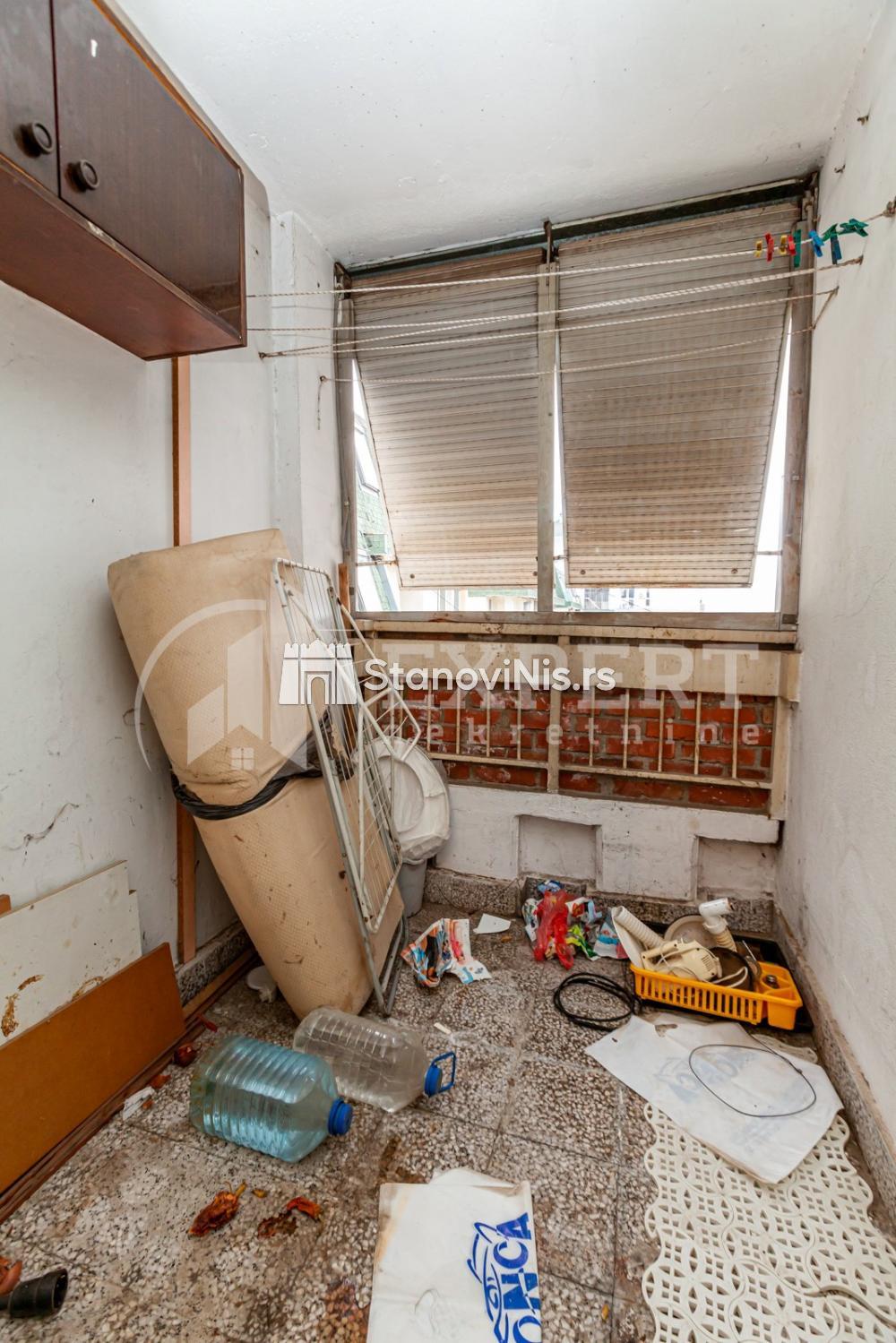 Slika 5 - Stan u zgradi, uknjižen, centralno grejanje, oglas ID p-08006