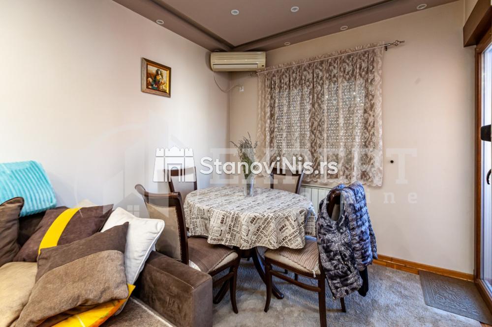 Slika 3 - Stan u zgradi, novogradnja, uknjižen, centralno grejanje, oglas ID p-07942