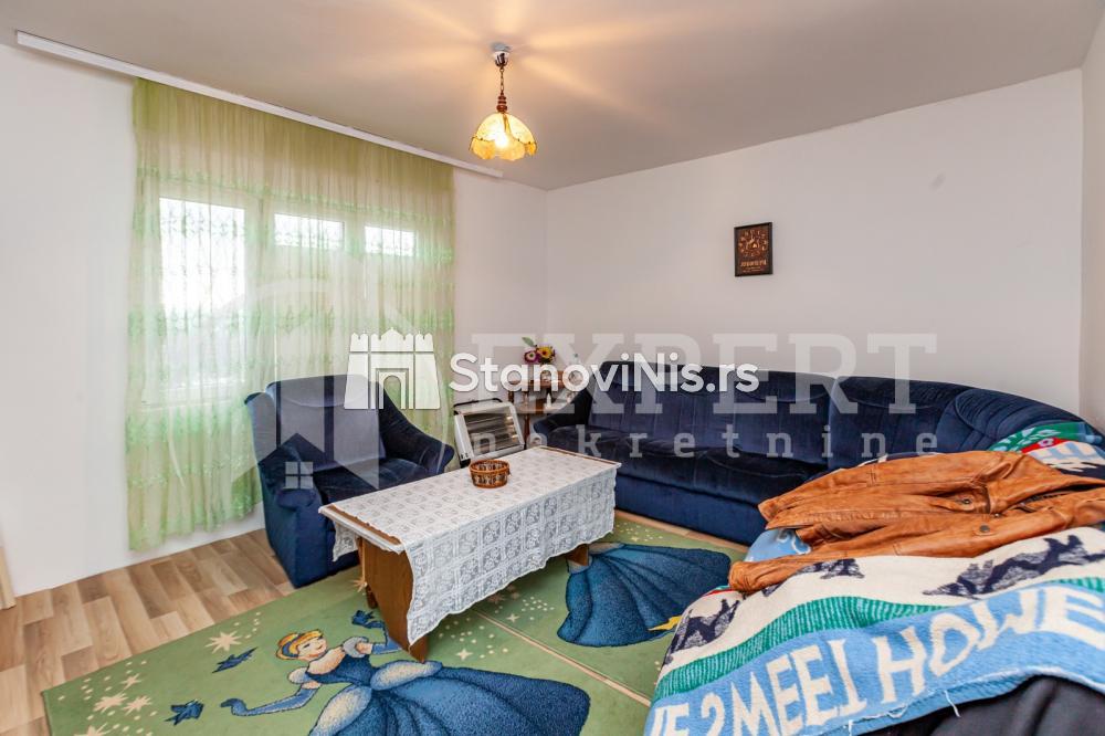 Slika 6 - Stan u zgradi, grejanje na struju, oglas ID p-07778