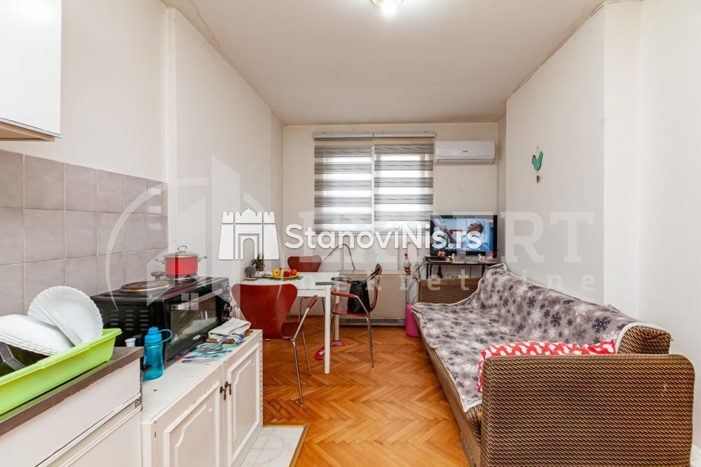 Glavna slika -Stan u zgradi, oglas ID p-07604