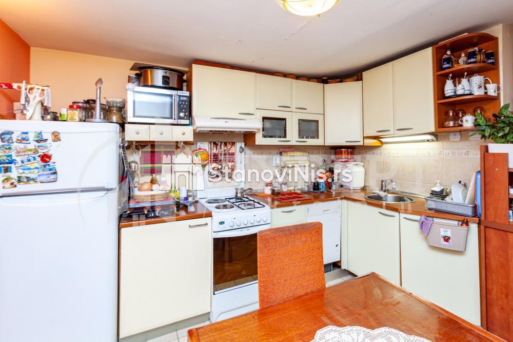 Slika 4 - Stan u zgradi, uknjižen, grejanje na struju, oglas ID p-07561