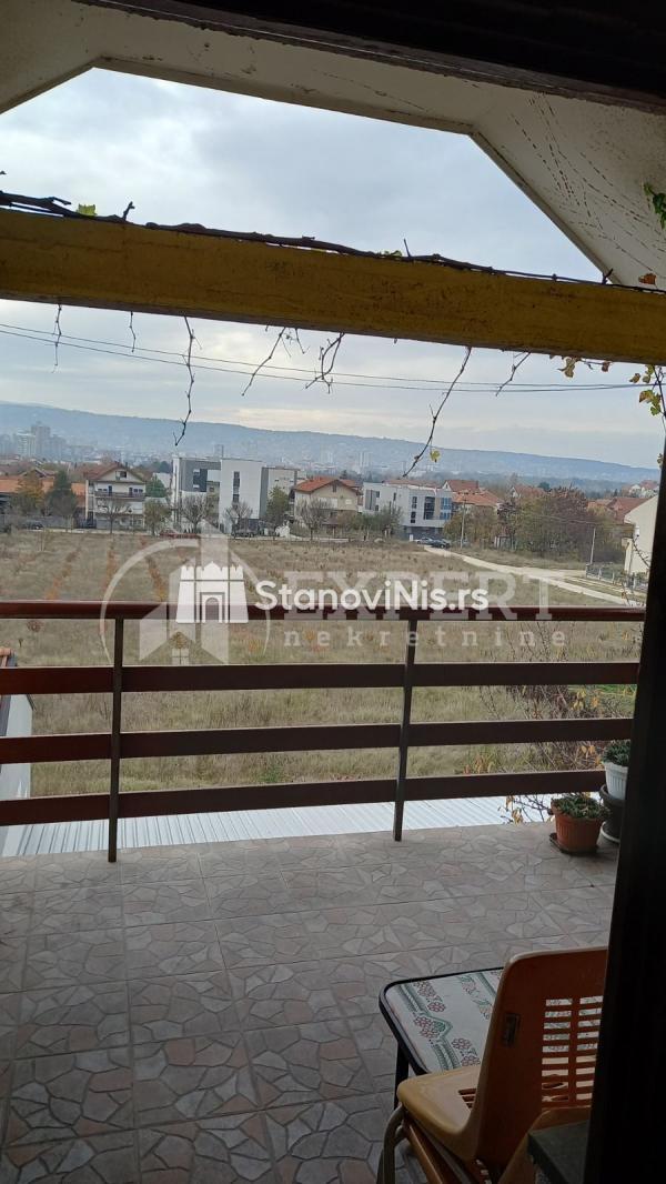 Slika 9 - Stan u zgradi, uknjižen, etažno grejanje, oglas ID p-07383