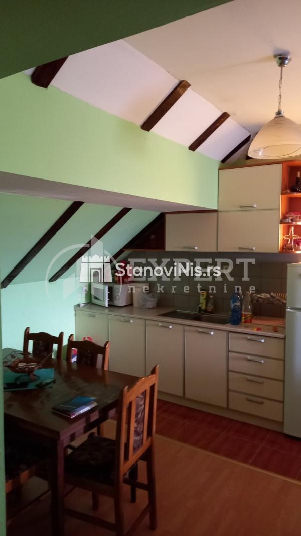 Slika 5 - Stan u zgradi, uknjižen, etažno grejanje, oglas ID p-07383