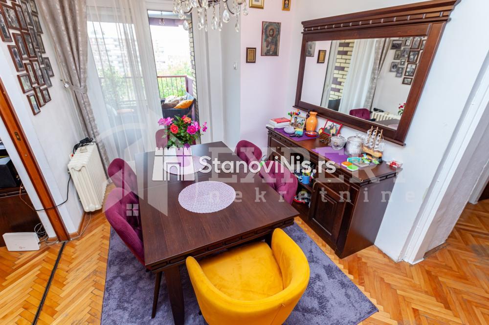 Slika 4 - Stan u zgradi, uknjižen, centralno grejanje, oglas ID p-06884