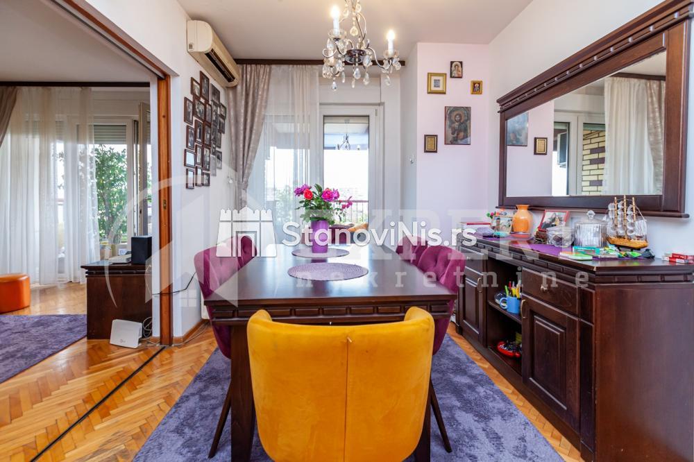 Slika 3 - Stan u zgradi, uknjižen, centralno grejanje, oglas ID p-06884