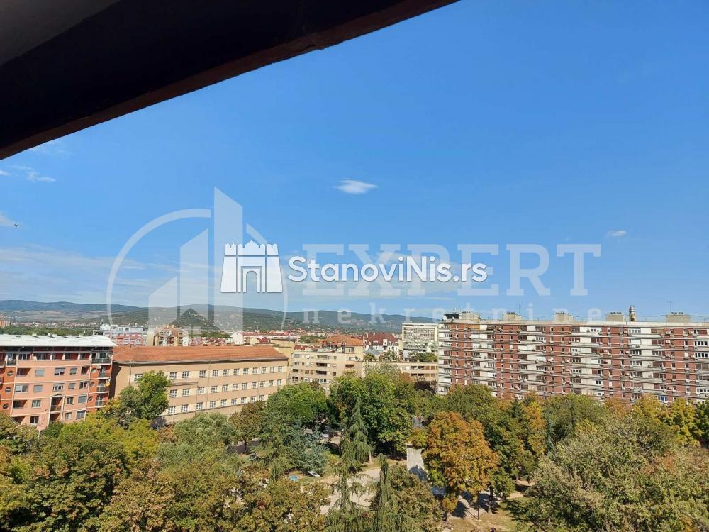 Slika 10 - Stan u zgradi, uknjižen, centralno grejanje, oglas ID p-06884