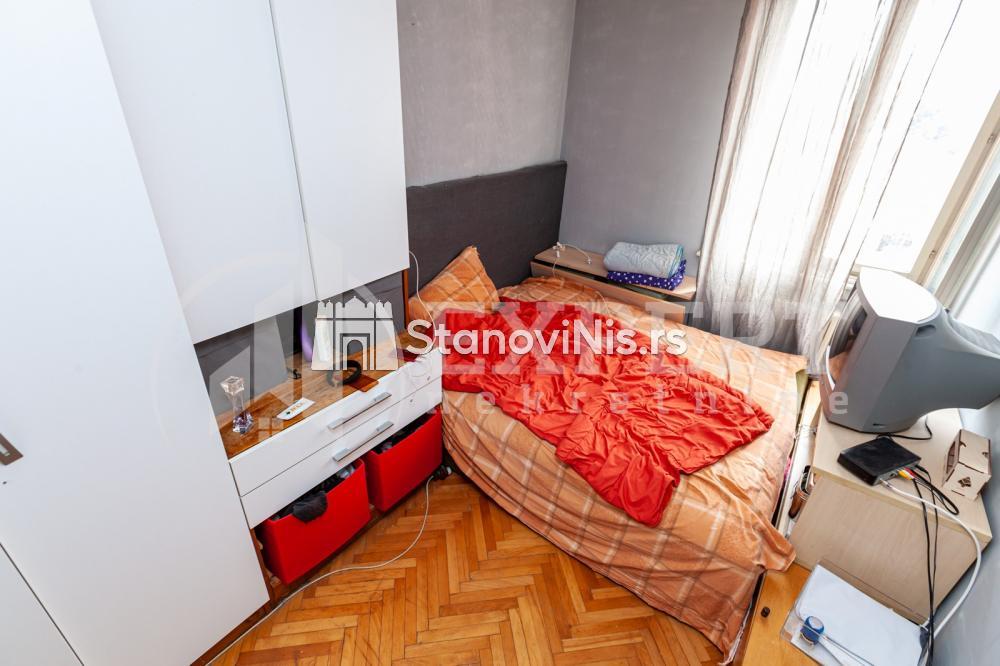 Slika 9 - Stan u zgradi, uknjižen, centralno grejanje, oglas ID p-06507