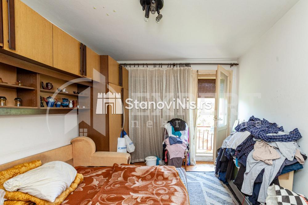 Slika 3 - Stan u zgradi, uknjižen, grejanje na struju, oglas ID p-06469