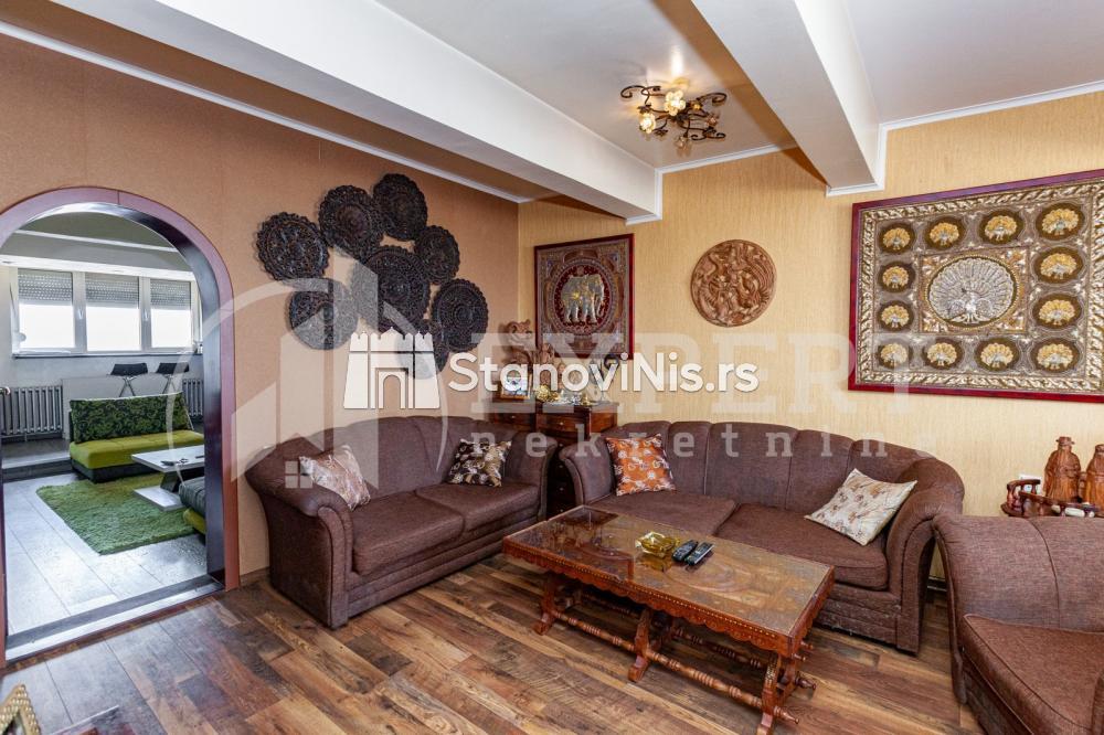 Slika 1 - Stan u zgradi, uknjižen, centralno grejanje, oglas ID p-06061