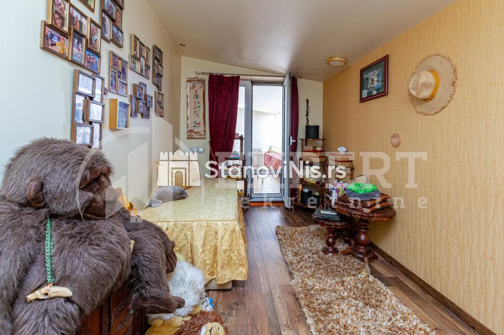 Slika 10 - Stan u zgradi, uknjižen, centralno grejanje, oglas ID p-06061