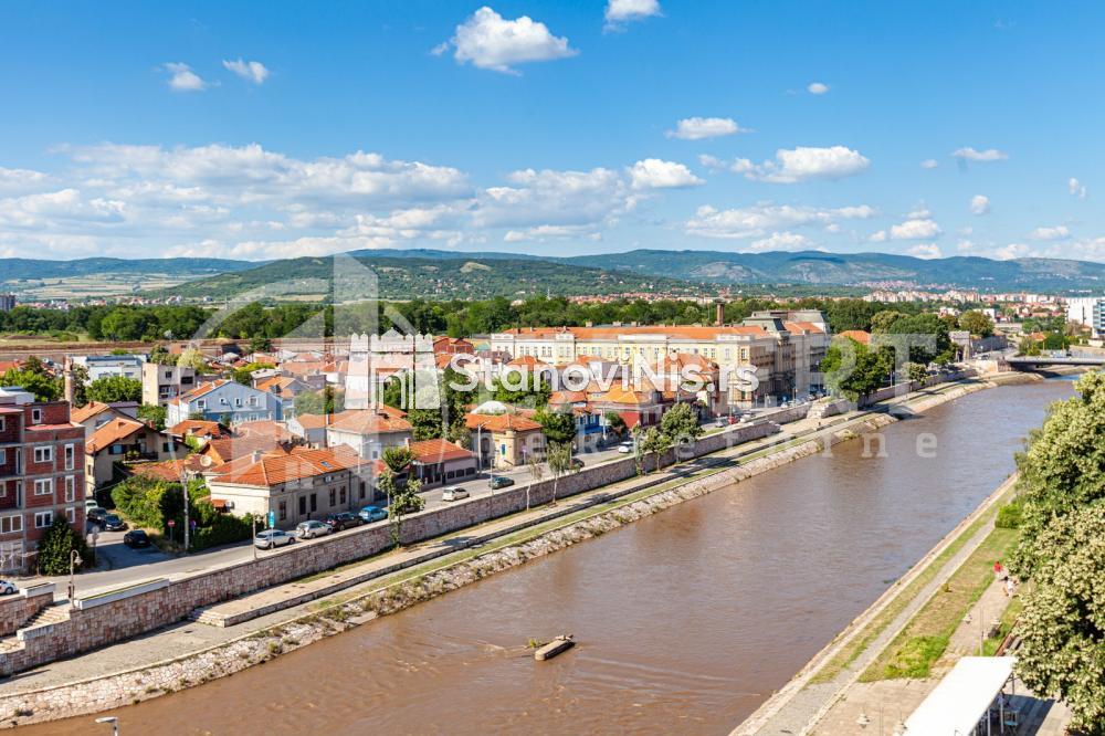 Slika 11 - Stan u zgradi, novogradnja, uknjižen, centralno grejanje, oglas ID p-06096