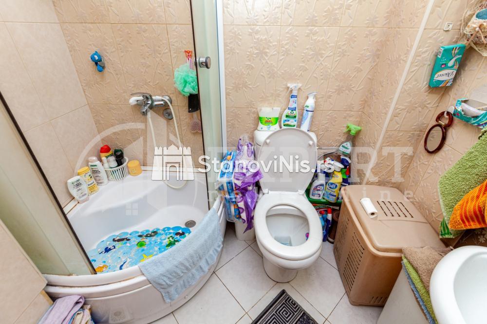 Slika 3 - Stan u zgradi, novogradnja, uknjižen, centralno grejanje, oglas ID p-06096