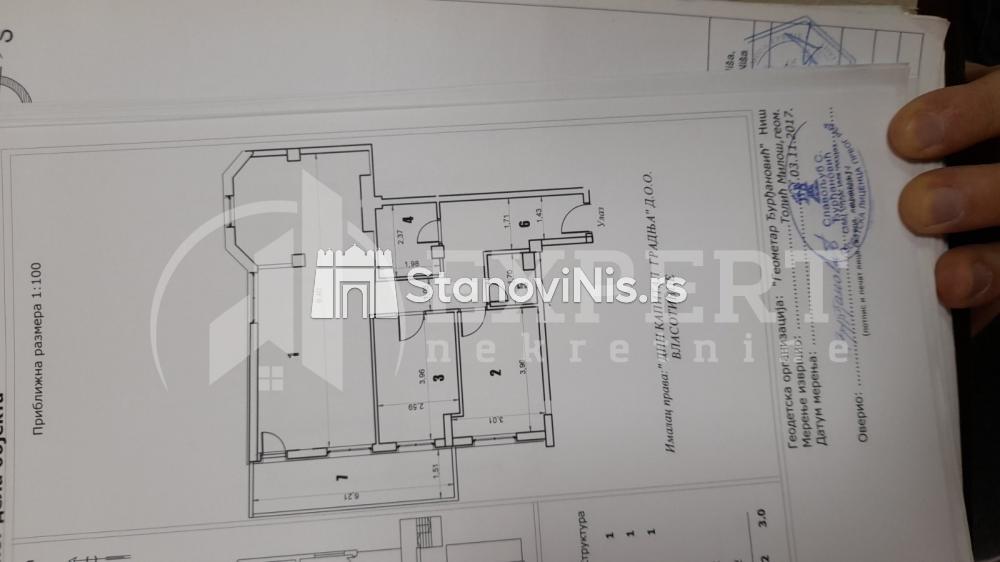 Slika 1 - Stan u zgradi, novogradnja, uknjižen, etažno grejanje, oglas ID p-05549