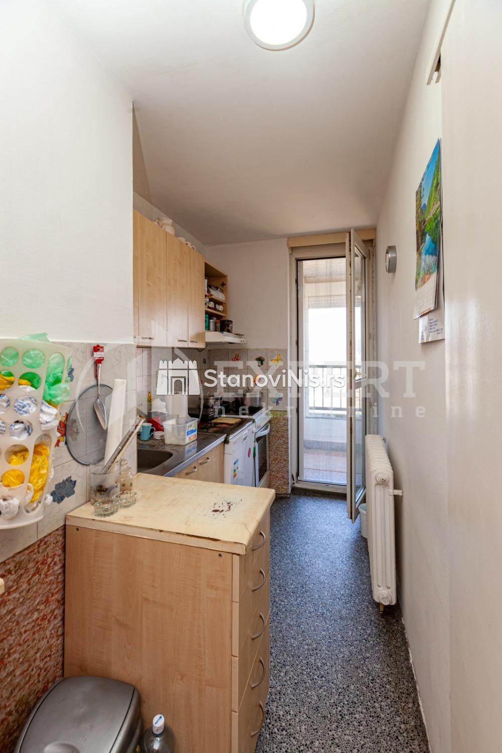 Slika 3 - Stan u zgradi, uknjižen, centralno grejanje, oglas ID p-05443