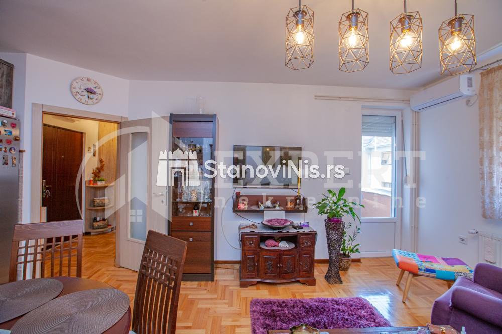 Slika 1 - Stan u zgradi, novogradnja, uknjižen, etažno grejanje, oglas ID p-05347