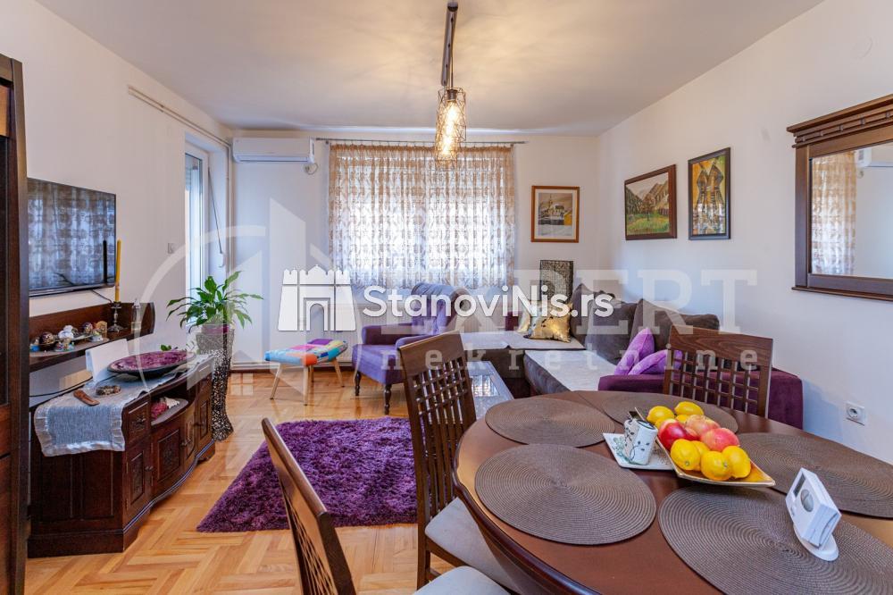 Slika 4 - Stan u zgradi, novogradnja, uknjižen, etažno grejanje, oglas ID p-05347