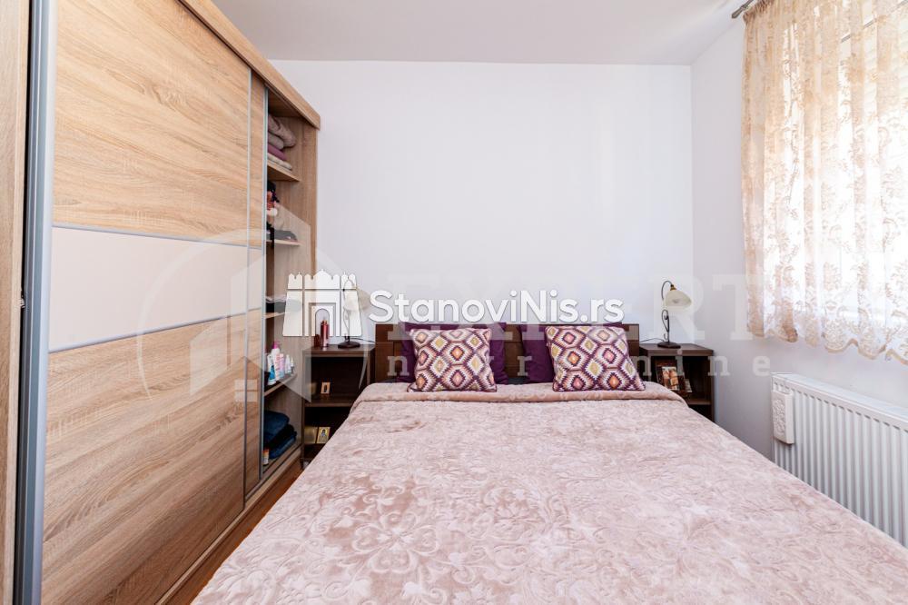 Slika 11 - Stan u zgradi, novogradnja, uknjižen, etažno grejanje, oglas ID p-05347