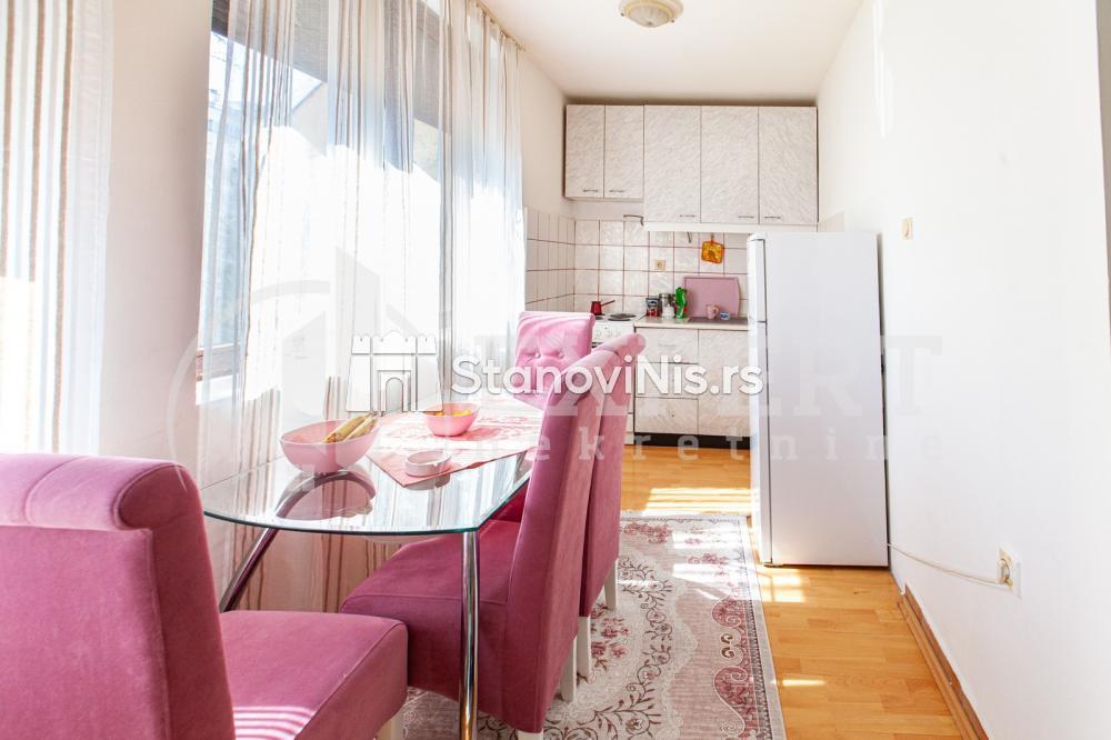 Glavna slika -Stan u zgradi, oglas ID p-02910