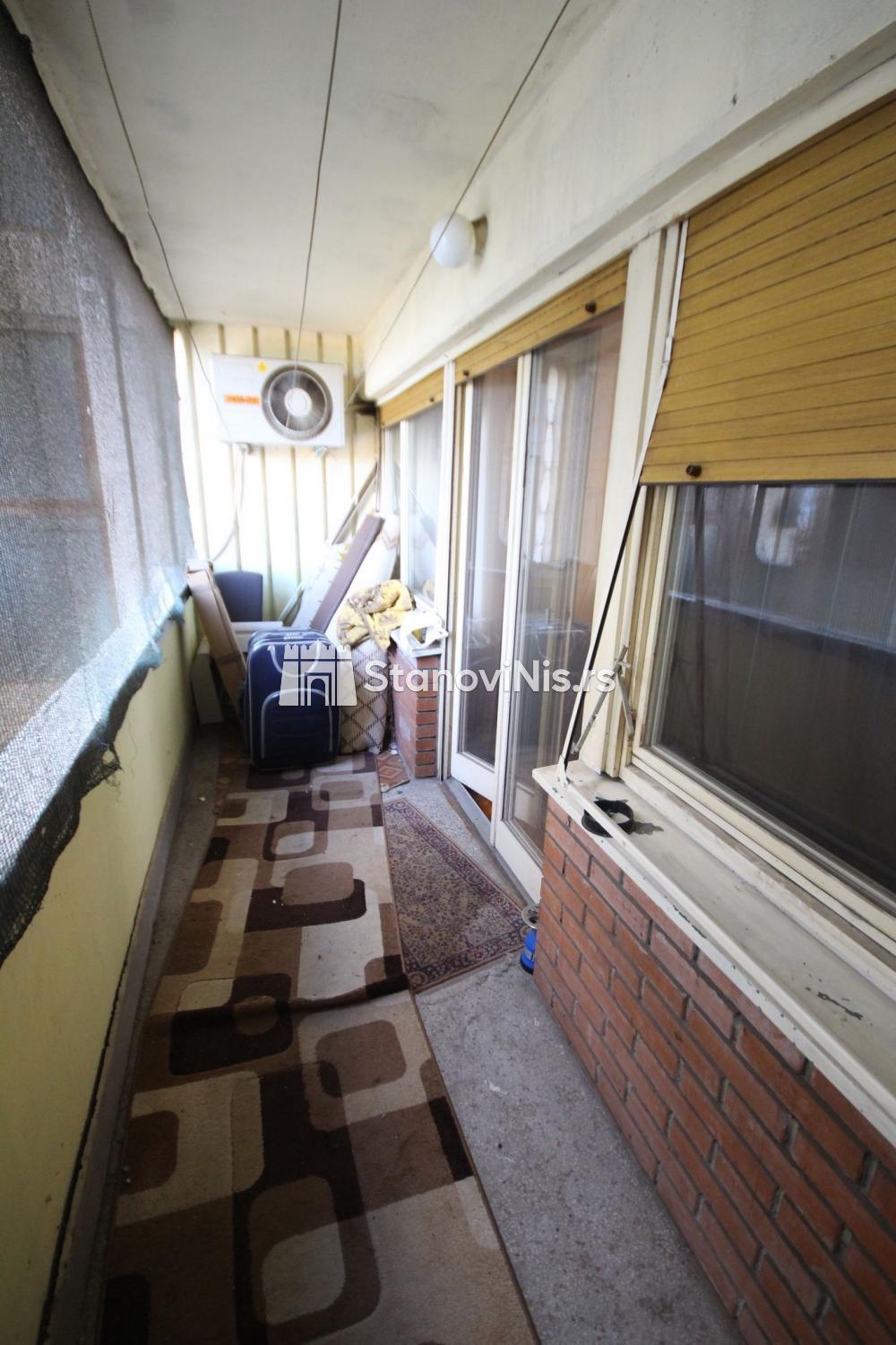 Slika 6 - Stan u zgradi, uknjižen, centralno grejanje, oglas ID p-0513