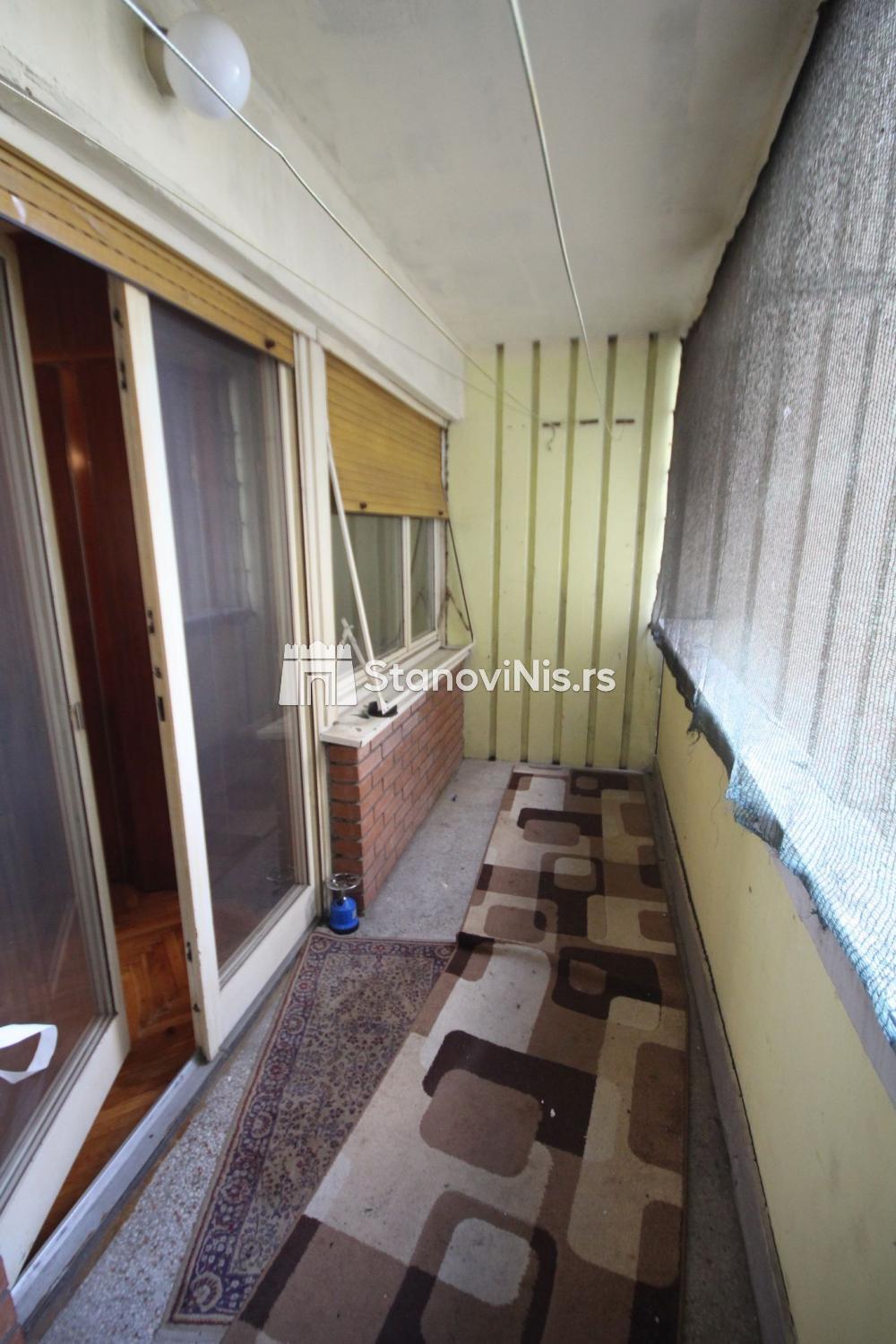 Slika 5 - Stan u zgradi, uknjižen, centralno grejanje, oglas ID p-0513