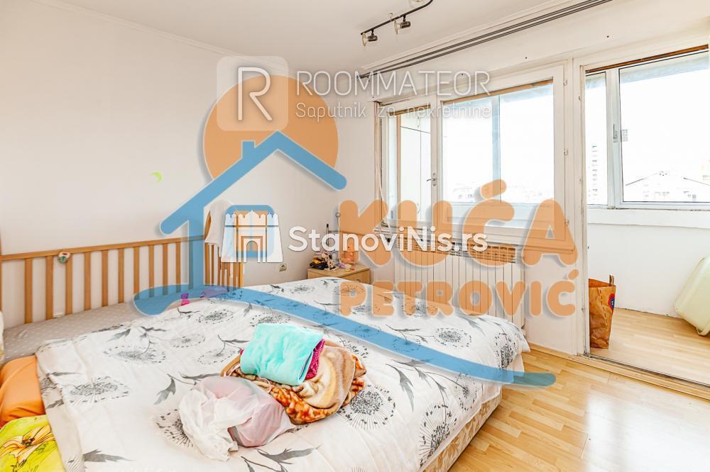 Slika 5 - Stan u zgradi, uknjižen, centralno grejanje, oglas ID p-09992