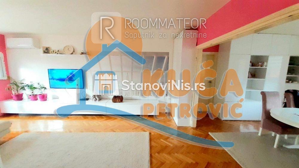 Slika 1 - Stan u zgradi, uknjižen, centralno grejanje, oglas ID p-09148