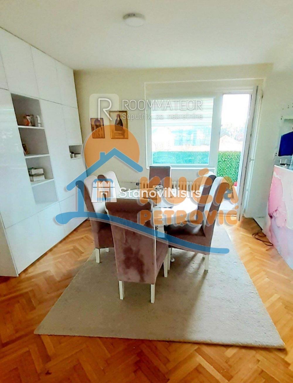 Slika 2 - Stan u zgradi, uknjižen, centralno grejanje, oglas ID p-09148