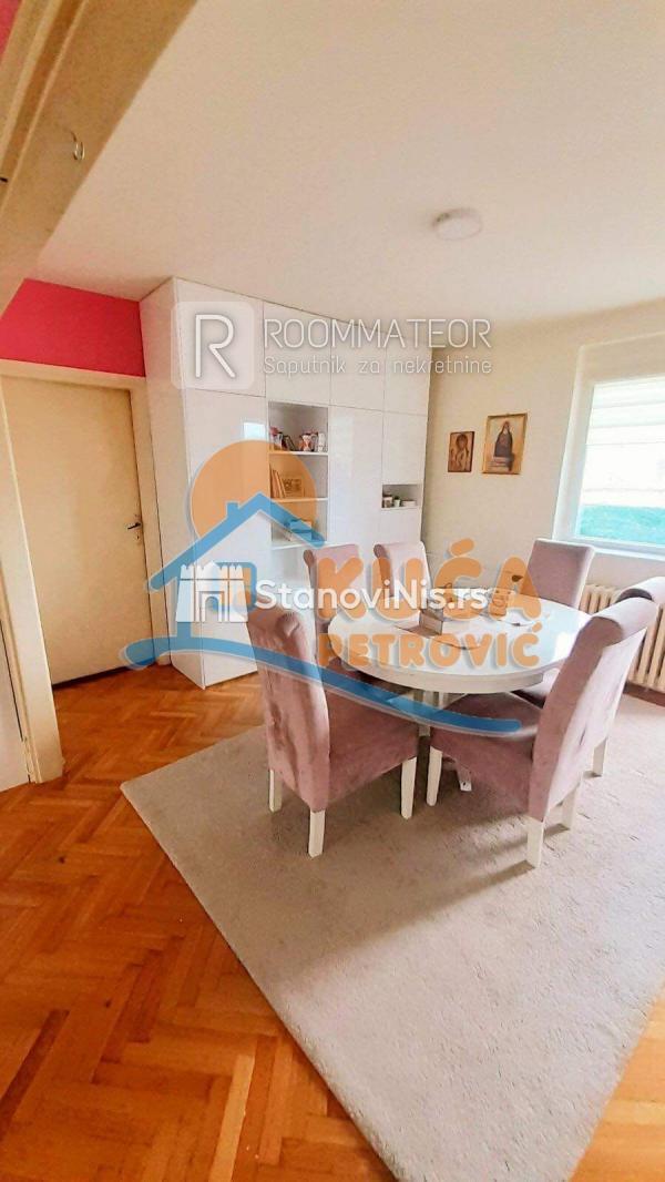 Slika 3 - Stan u zgradi, uknjižen, centralno grejanje, oglas ID p-09148