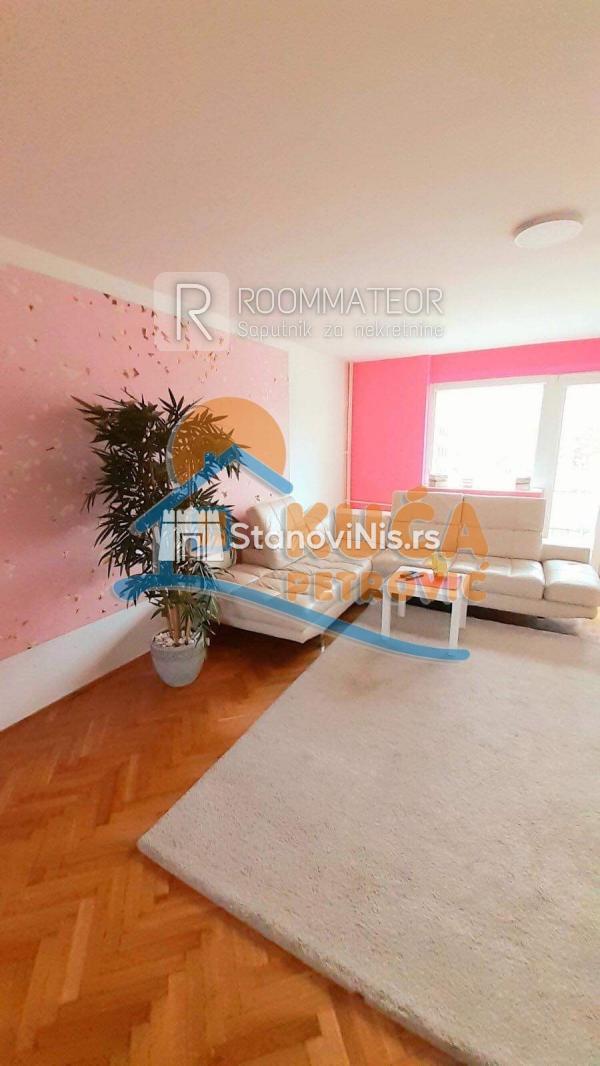 Slika 6 - Stan u zgradi, uknjižen, centralno grejanje, oglas ID p-09148