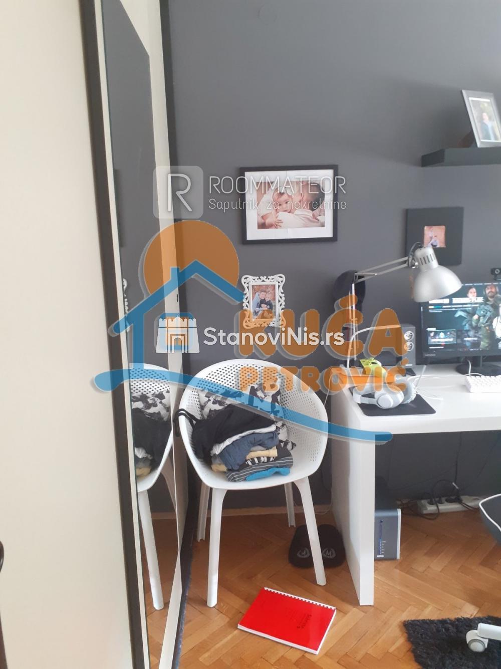 Slika 5 - Stan u zgradi, uknjižen, centralno grejanje, oglas ID p-08921