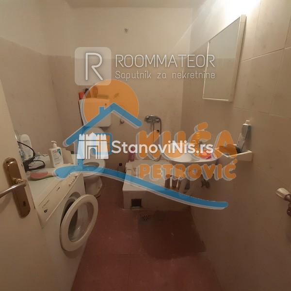 Slika 2 - Stan u zgradi, uknjižen, centralno grejanje, oglas ID p-08892