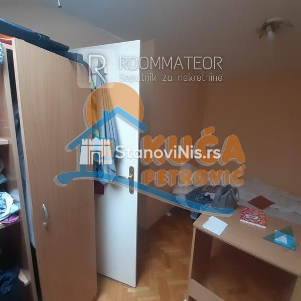 Slika 5 - Stan u zgradi, uknjižen, centralno grejanje, oglas ID p-08892