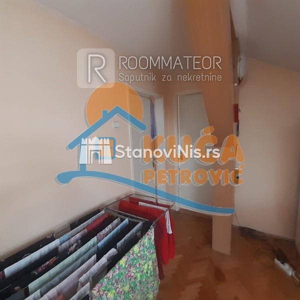 Slika 4 - Stan u zgradi, uknjižen, centralno grejanje, oglas ID p-08892