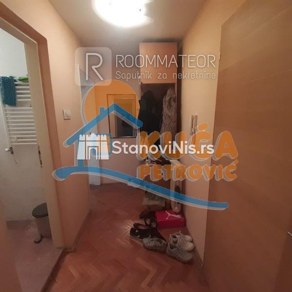 Slika 1 - Stan u zgradi, uknjižen, centralno grejanje, oglas ID p-08892